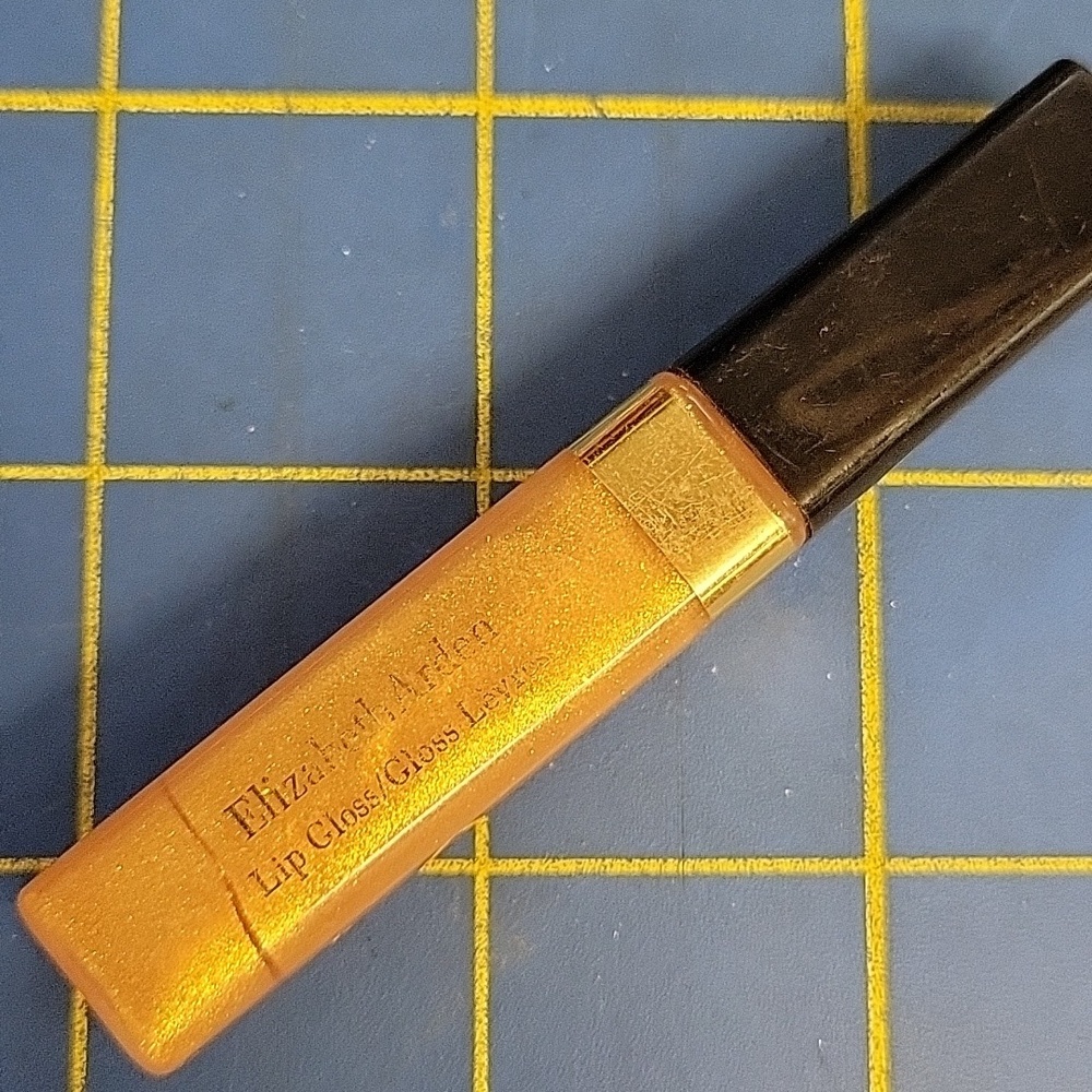 Elizabeth Arden Glamorous Gold Lip Gloss 4ml